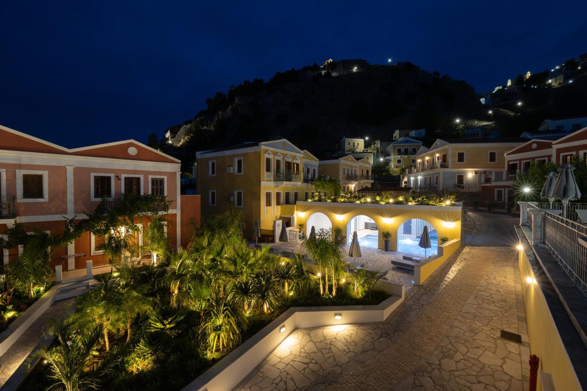 Opera House Hotel Simi Dış mekan fotoğraf
