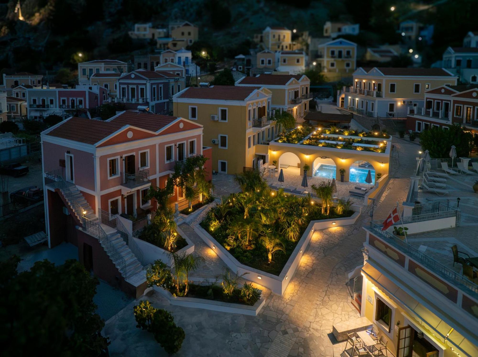 Opera House Hotel Simi Dış mekan fotoğraf