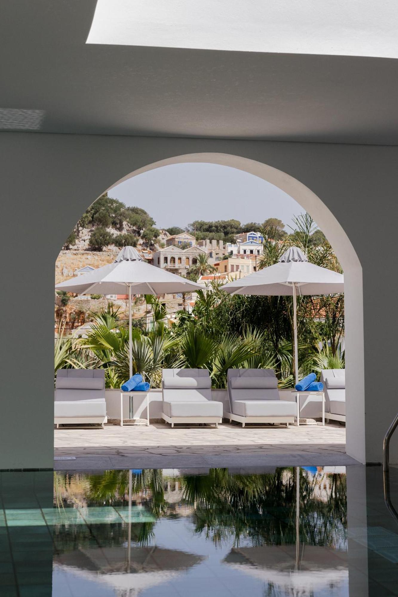 Opera House Hotel Simi Dış mekan fotoğraf
