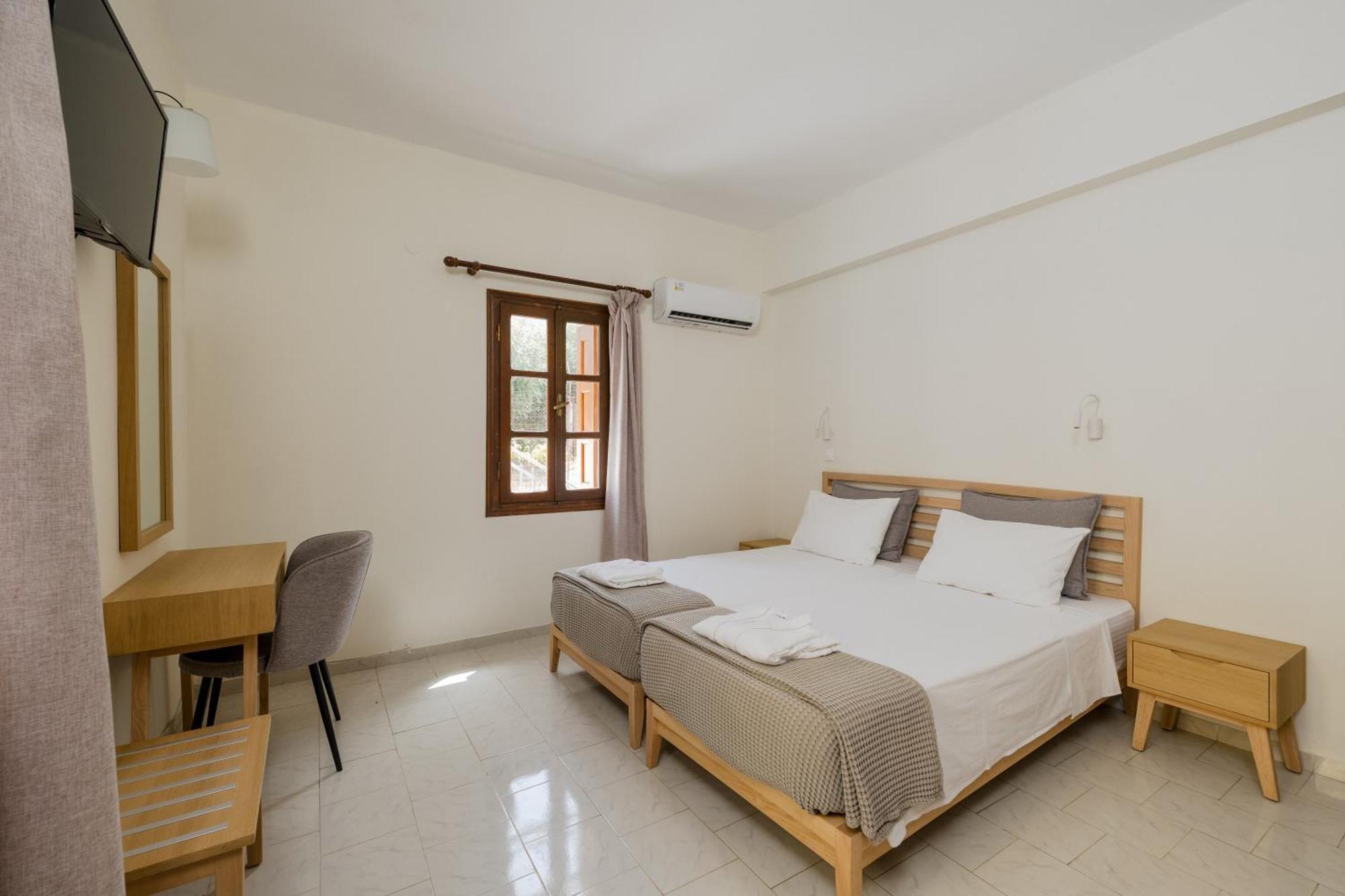 Opera House Hotel Simi Dış mekan fotoğraf
