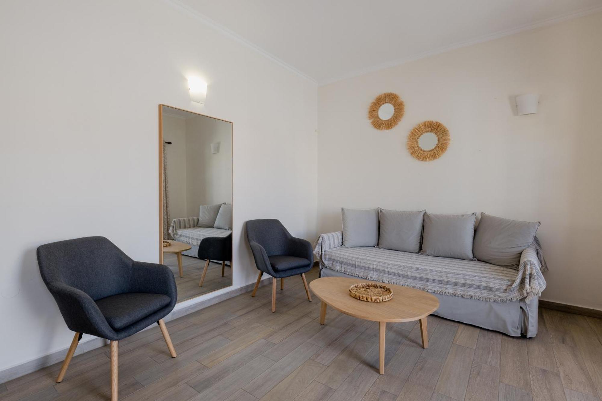 Opera House Hotel Simi Dış mekan fotoğraf