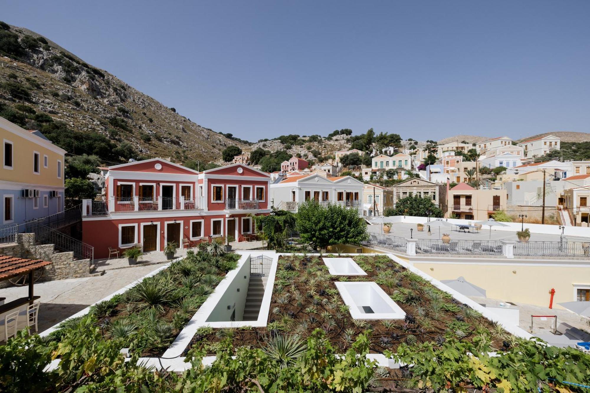 Opera House Hotel Simi Dış mekan fotoğraf