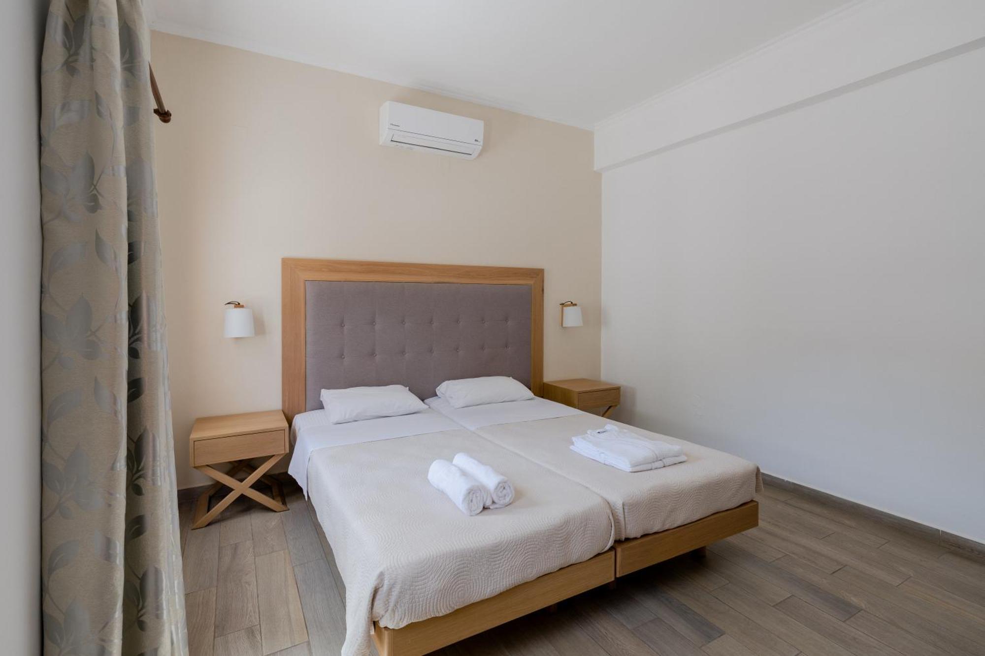 Opera House Hotel Simi Dış mekan fotoğraf